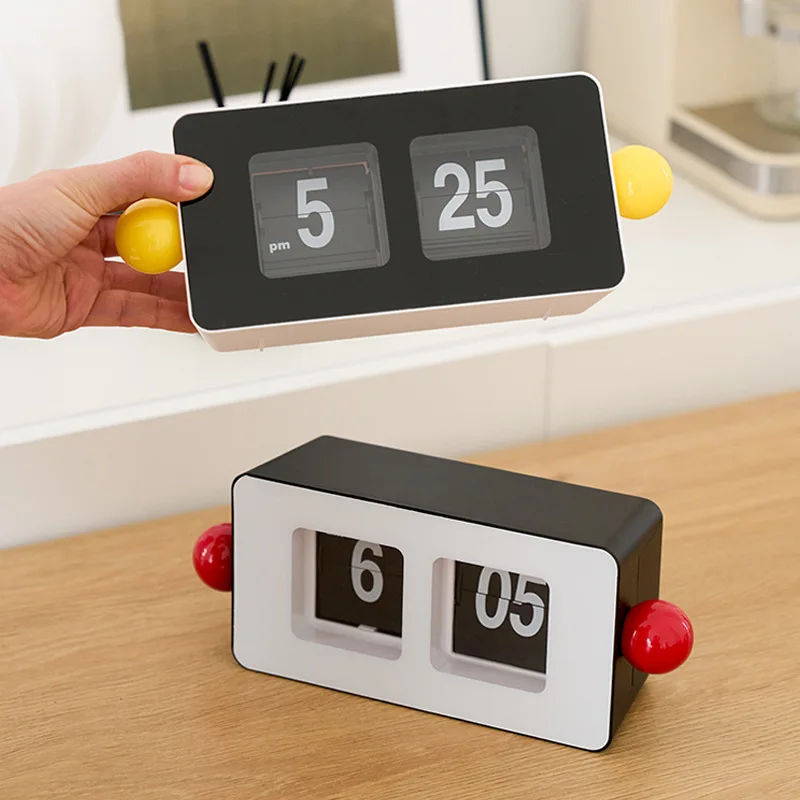Automatic Page-flipping Clock  - Desk Setup Gadgets 评论和价格